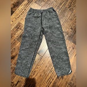 Lululemon Final Play Crops - Worn once - 4